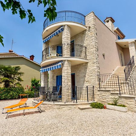 Apartment In Villa Moletto Seaside & Relax - 4 Guests Lovrečica Exterior foto