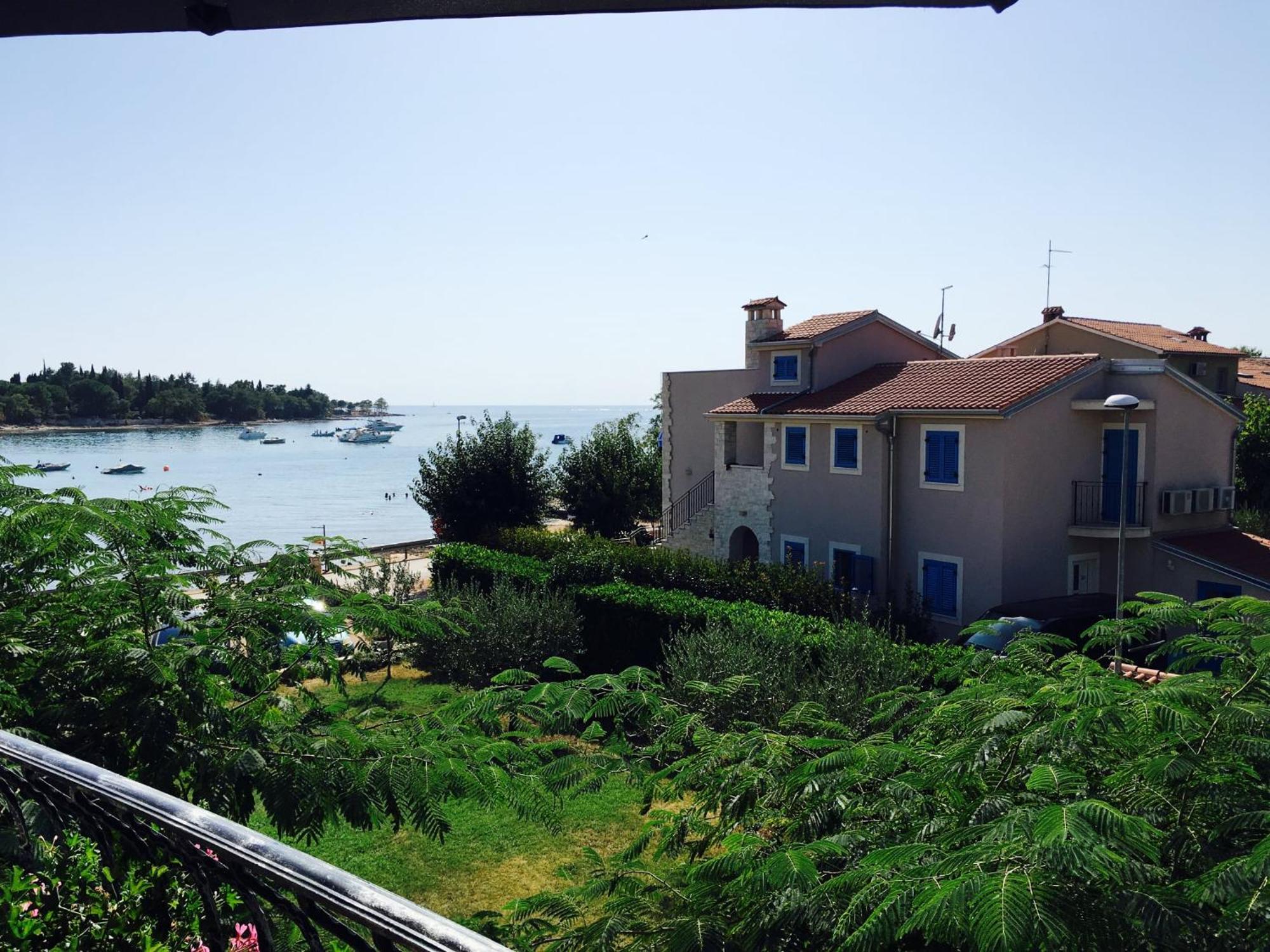 Apartment In Villa Moletto Seaside & Relax - 4 Guests Lovrečica Exterior foto